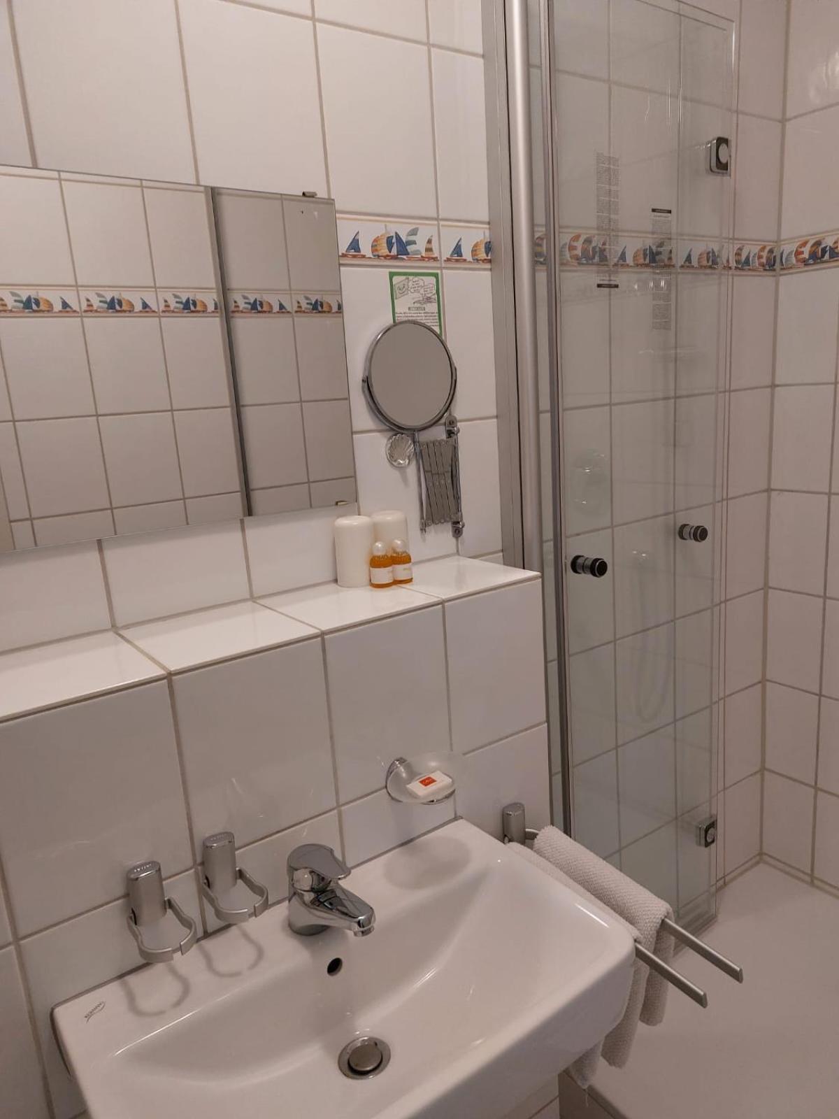 Schwabenstuben Doppelzimmer Meersburg Exteriör bild