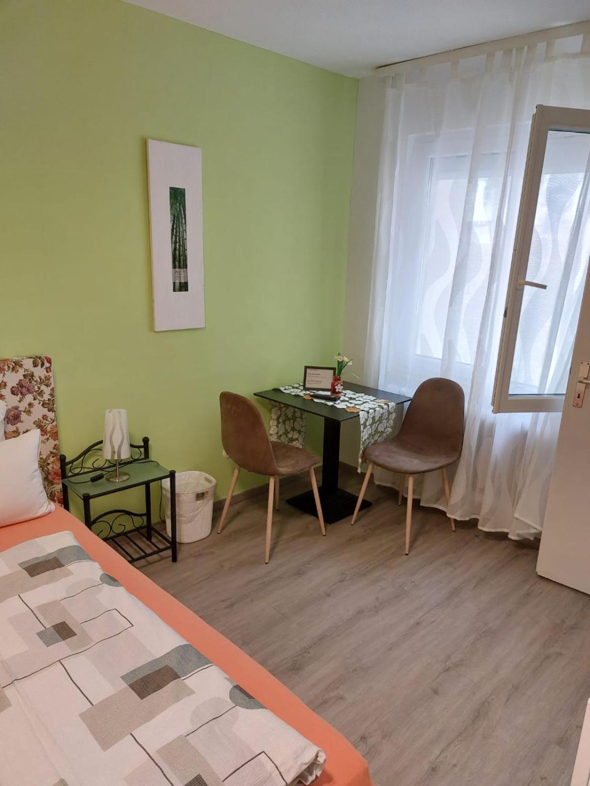 Schwabenstuben Doppelzimmer Meersburg Exteriör bild